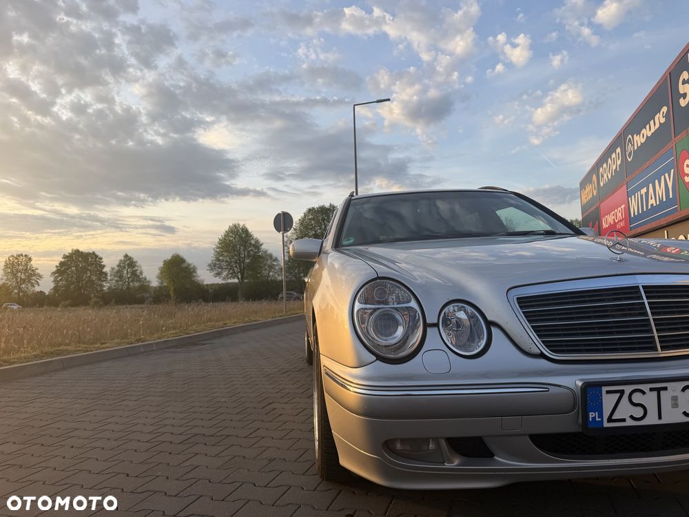 Mercedes-Benz Klasa E - 2