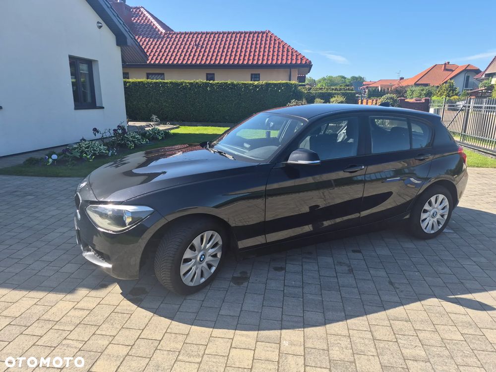 BMW Seria 1 116d - 4