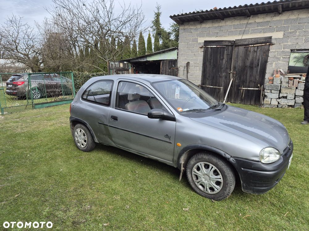 Opel Corsa - 4