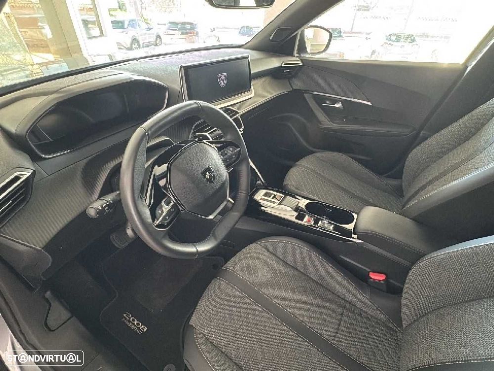 Peugeot 2008 1.2 Hybrid Allure e-DCS6 - 12