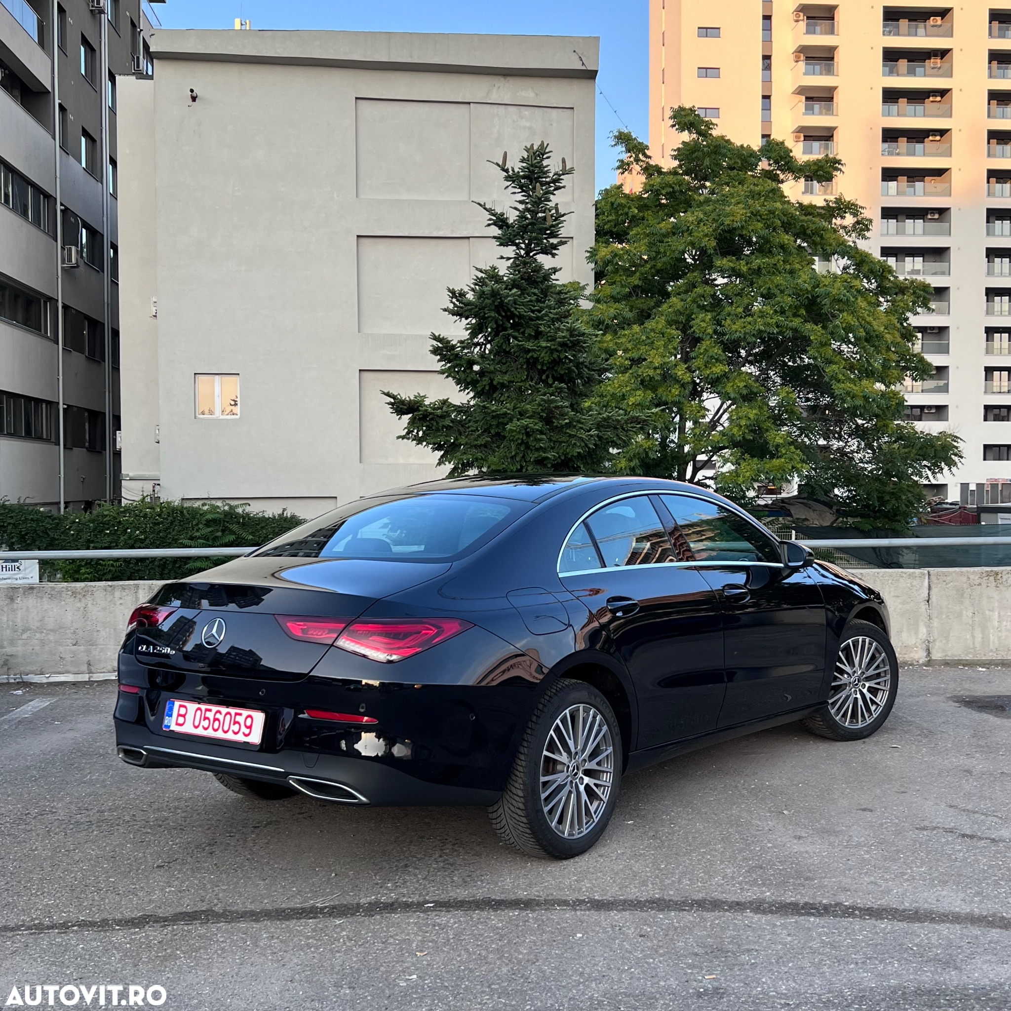 Mercedes-Benz CLA - 4