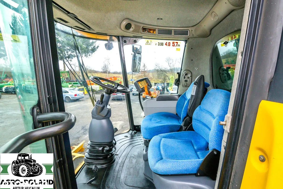 New Holland CR 9060 - 2008 - 2554 h + HEDER 6,09 M - 10
