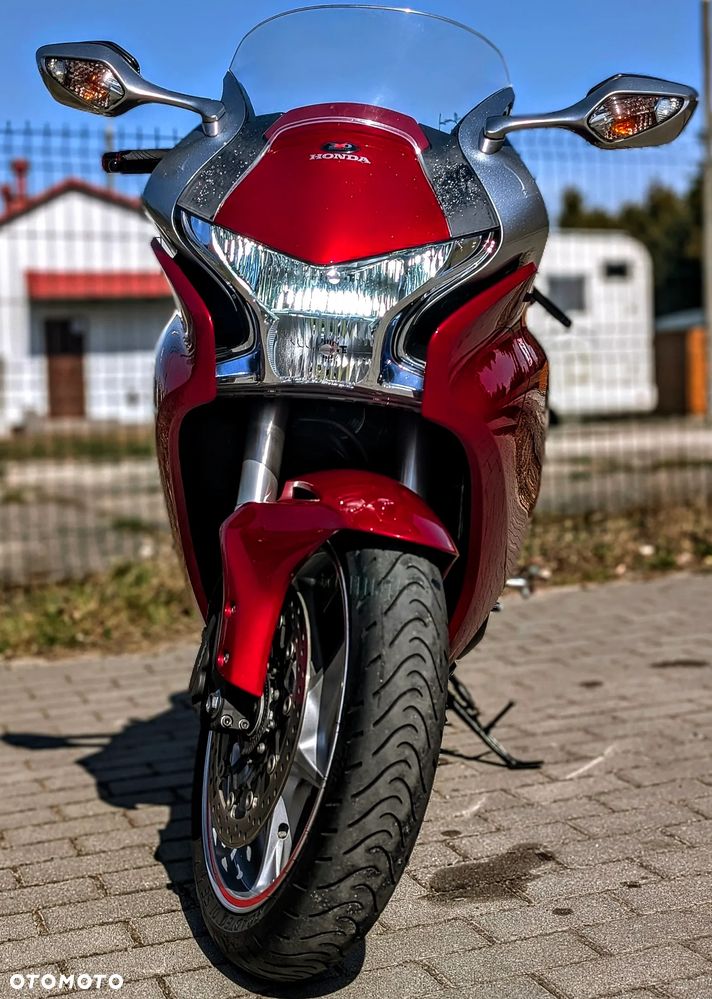 Honda VFR - 5