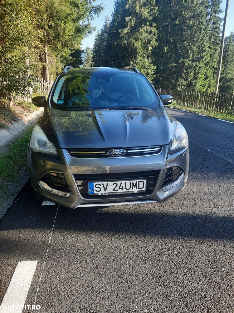 Ford Kuga 2.0 TDCi 4x4 Aut. Titanium - 4