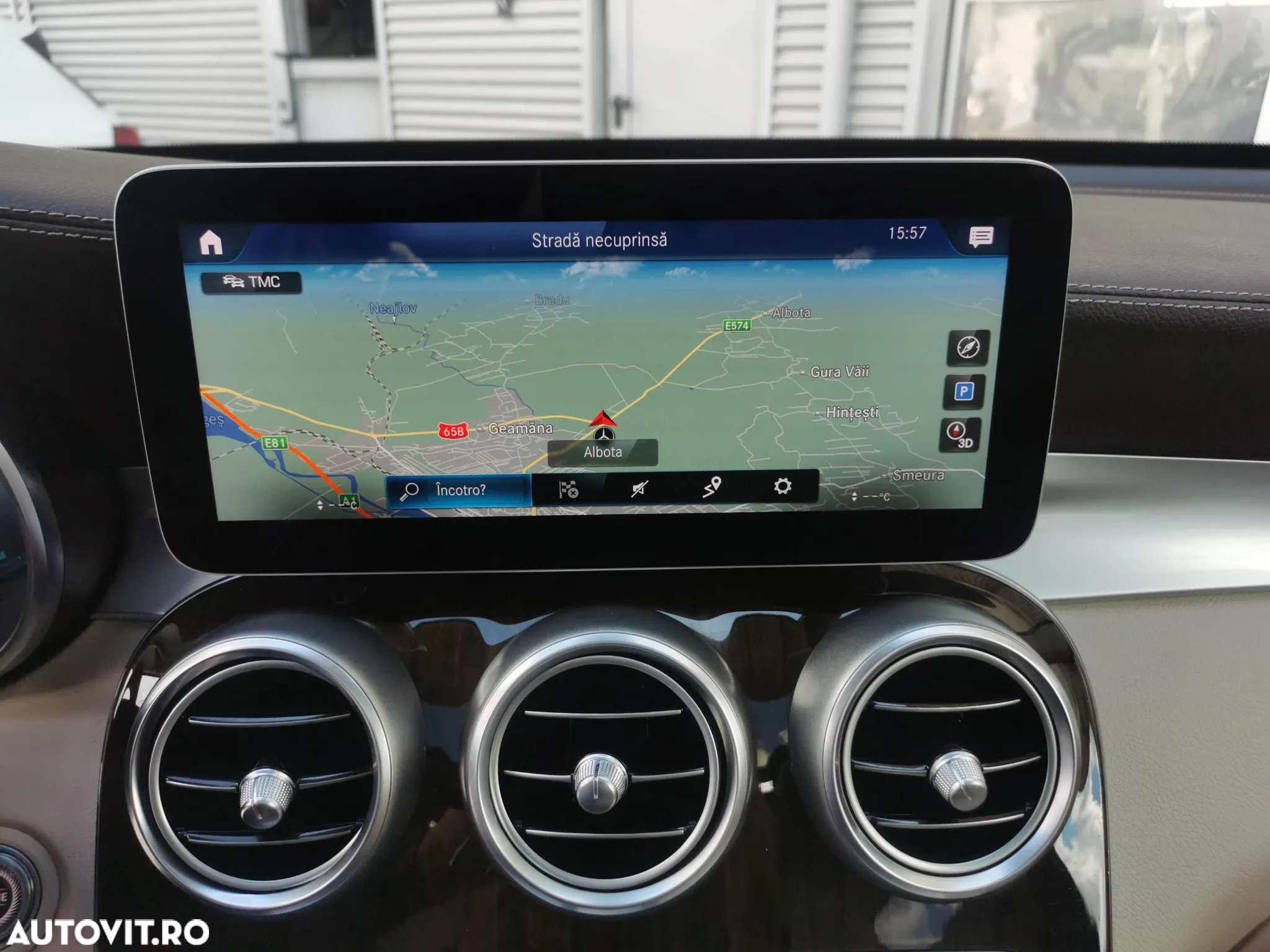 Mercedes-Benz GLC 300 4MATIC - 25