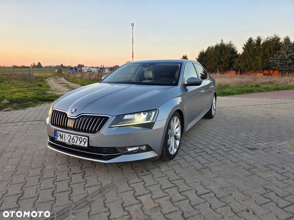 Skoda Superb 2.0 TDI Style DSG - 8