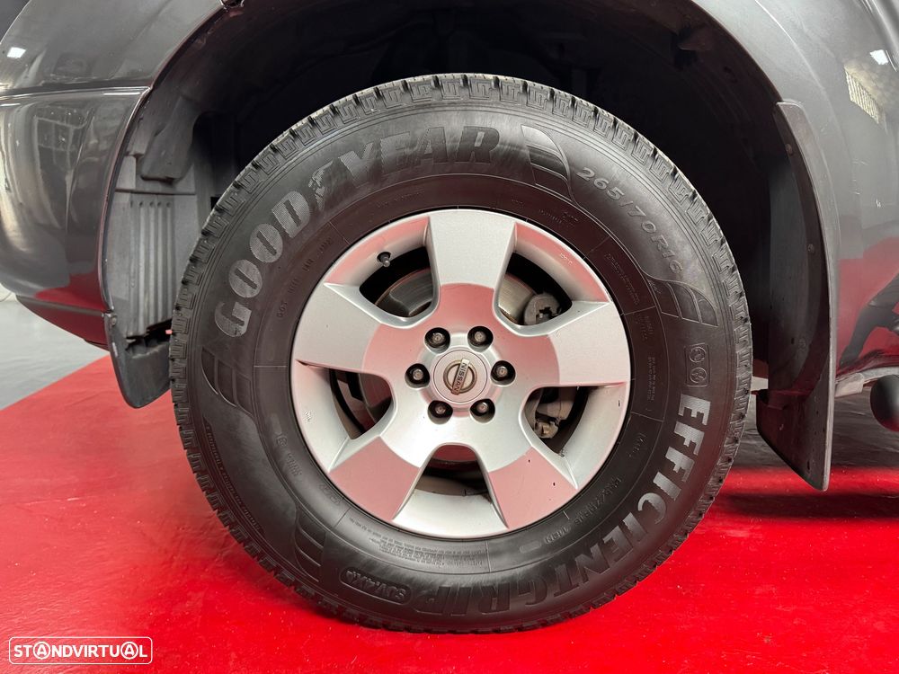 Nissan Pick Up 2.5 TD CD Navara Pilot ABS+FN+CD - 11
