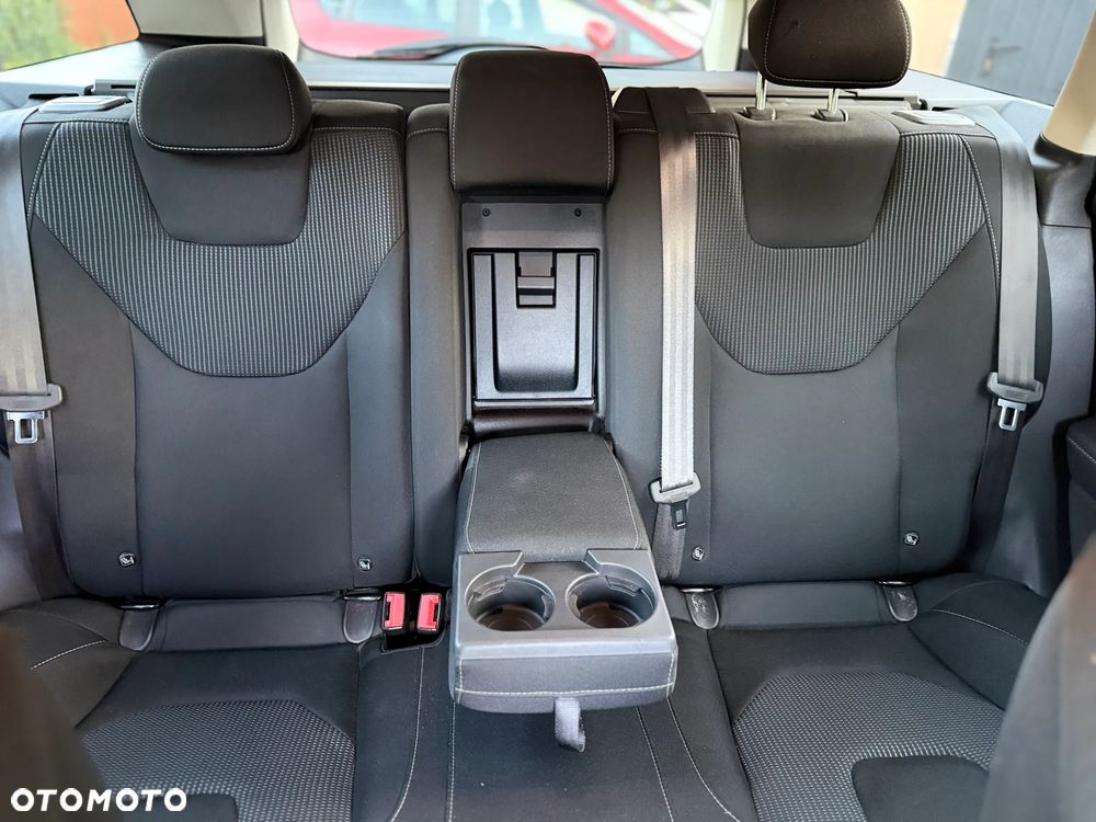 Ford Mondeo 2.0 EcoBlue Titanium - 26