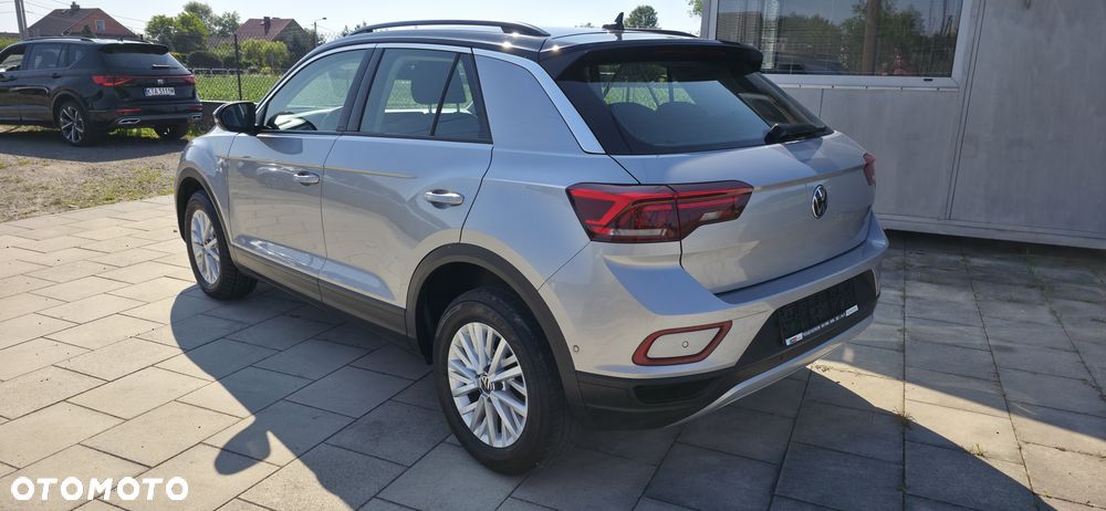 Volkswagen T-Roc - 13