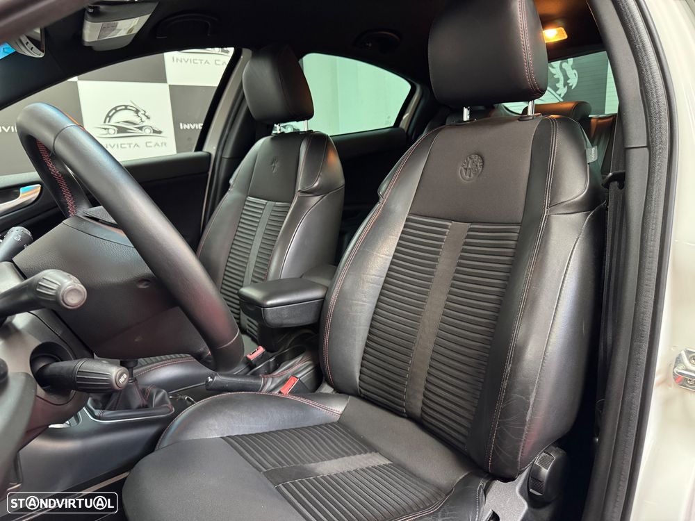 Alfa Romeo Giulietta 1.6 JTDm Veloce - 16