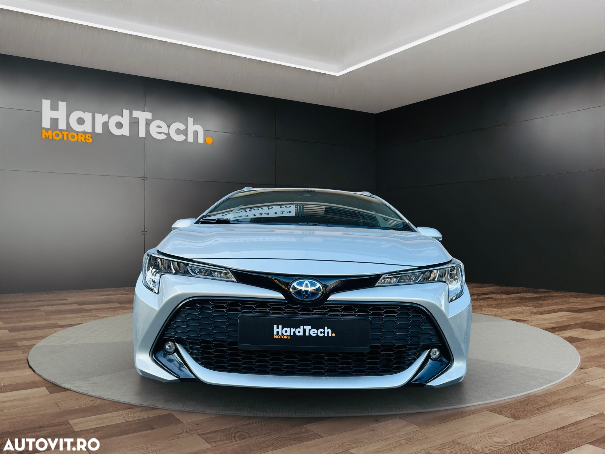 Toyota Corolla 1.8 Hybrid Business Edition - 2