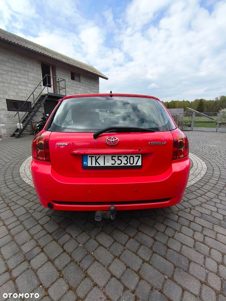 Toyota Corolla - 4