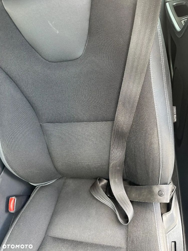 Volvo XC 60 D4 Momentum - 10