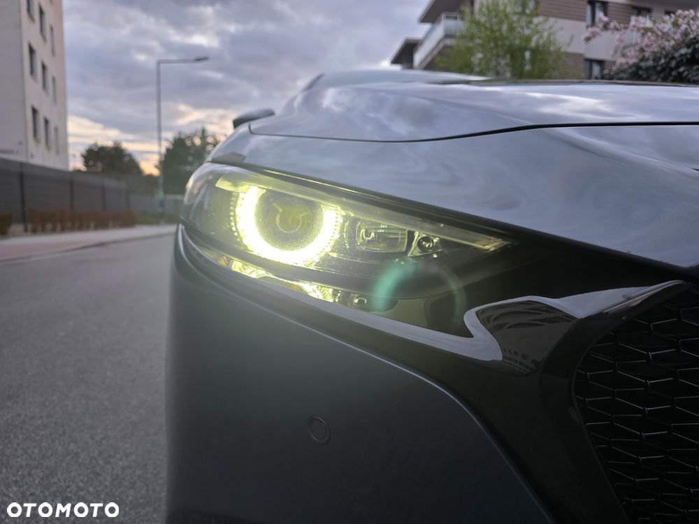 Mazda 3 2.0 mHEV Hikari - 35