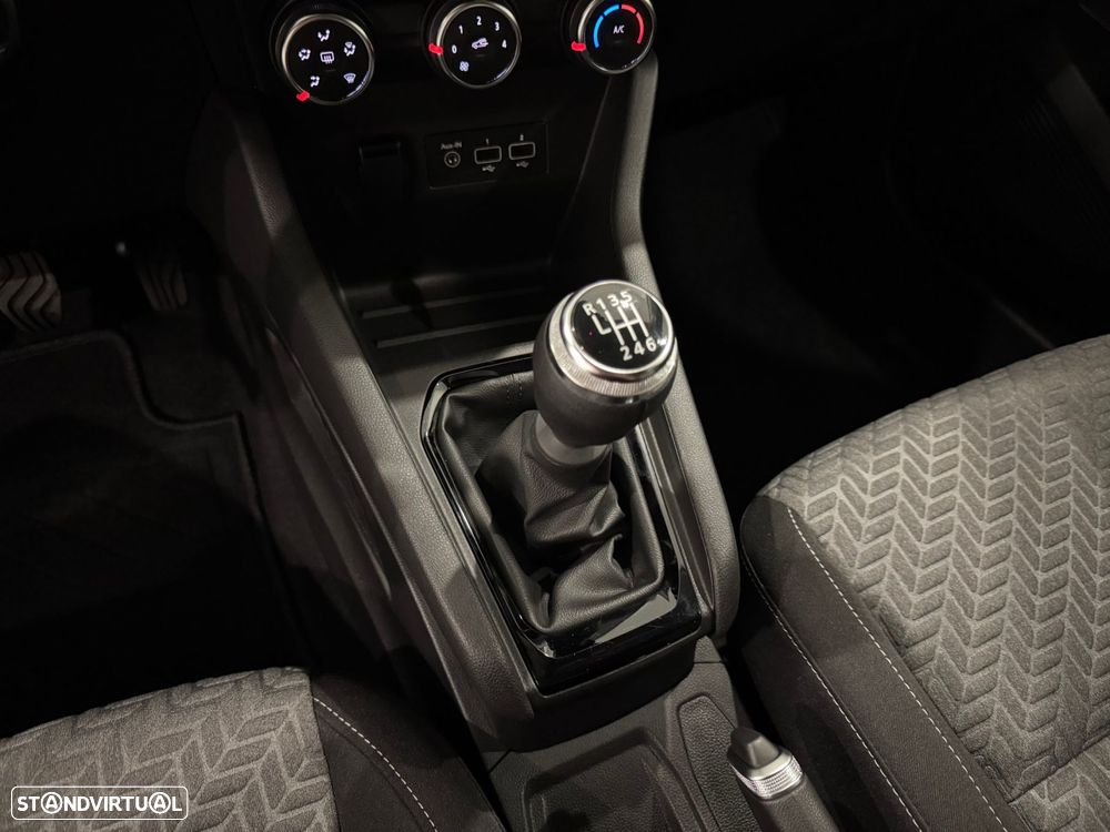 Renault Clio 1.0 TCe Evolution Bi-Fuel - 40