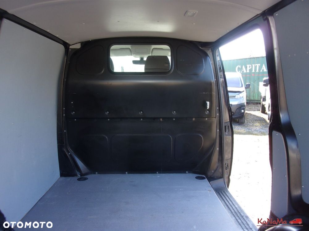 Volkswagen Transporter - 14