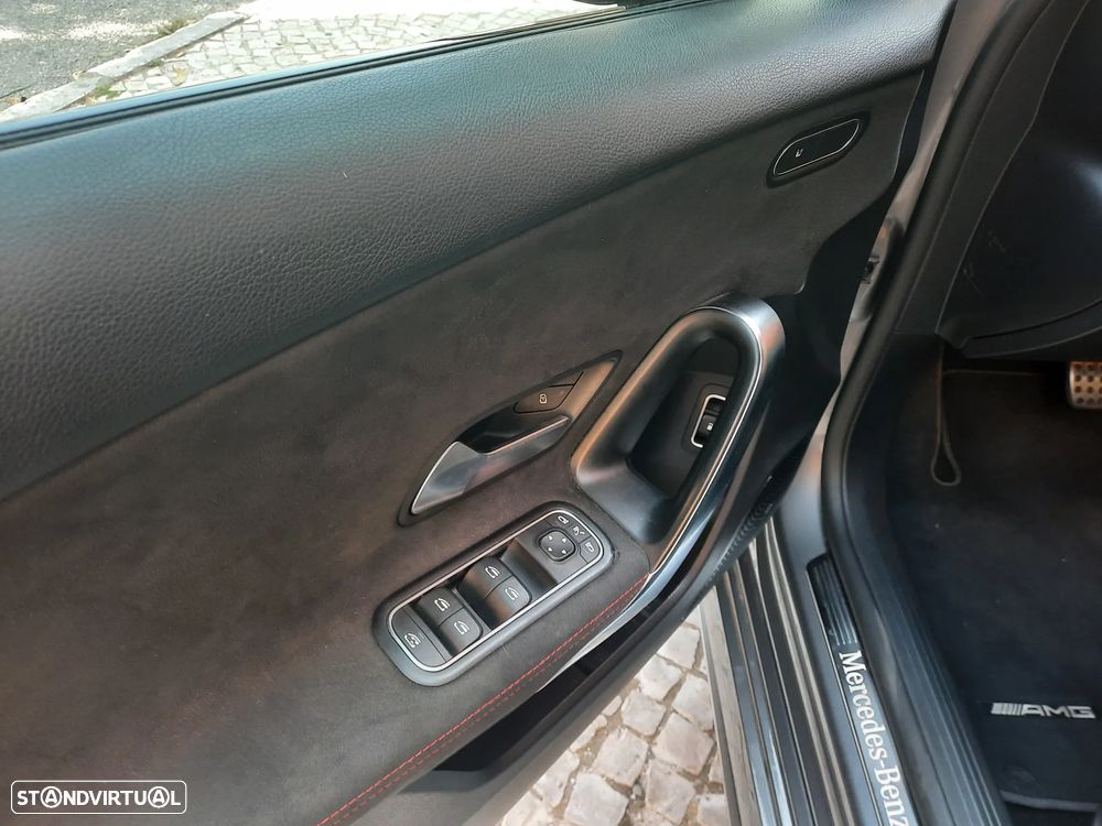 Mercedes-Benz A 250 Limousine e 8G-DCT AMG Line - 10