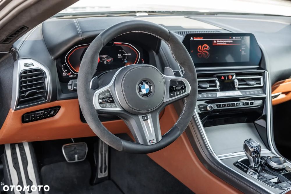 BMW Seria 8 - 26