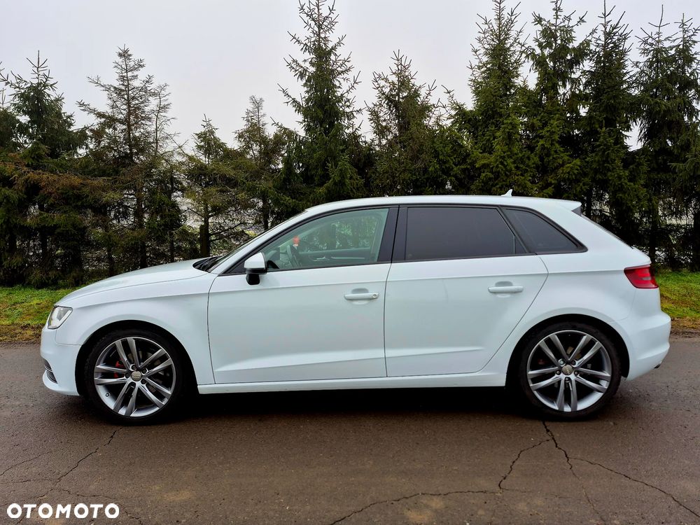 Audi A3 Sportback - 17