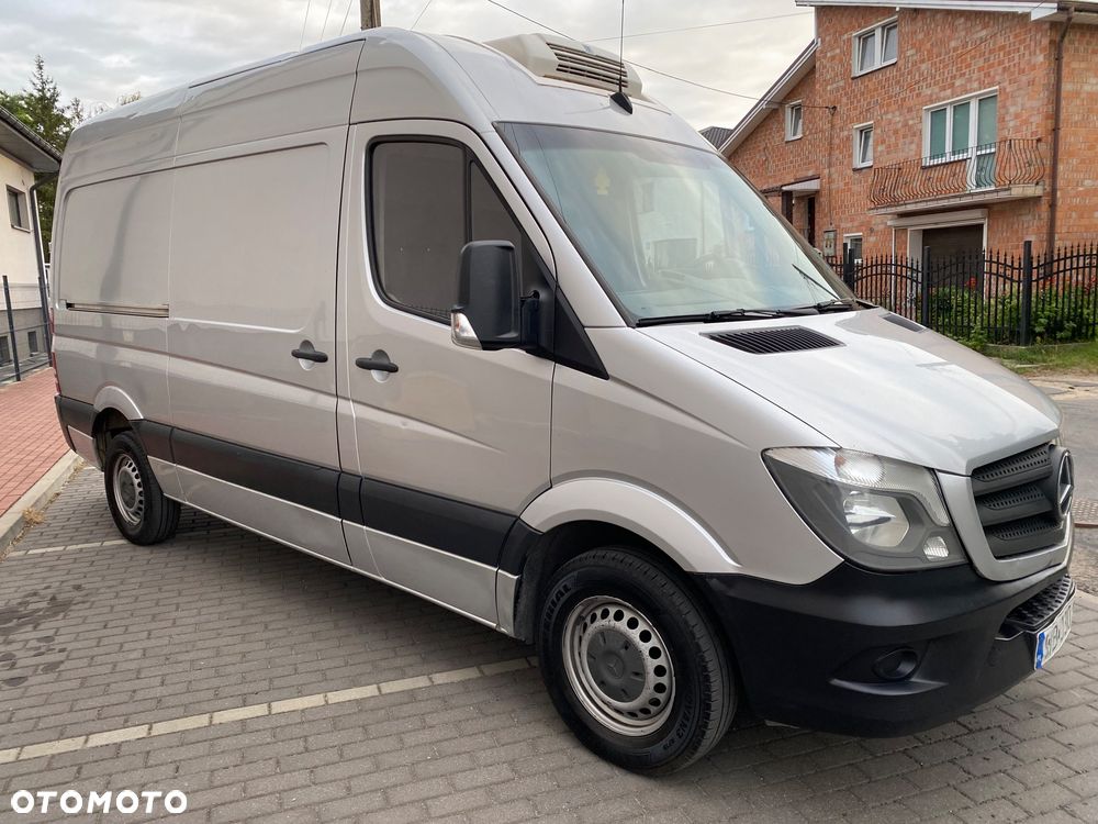 Mercedes-Benz Sprinter - 3