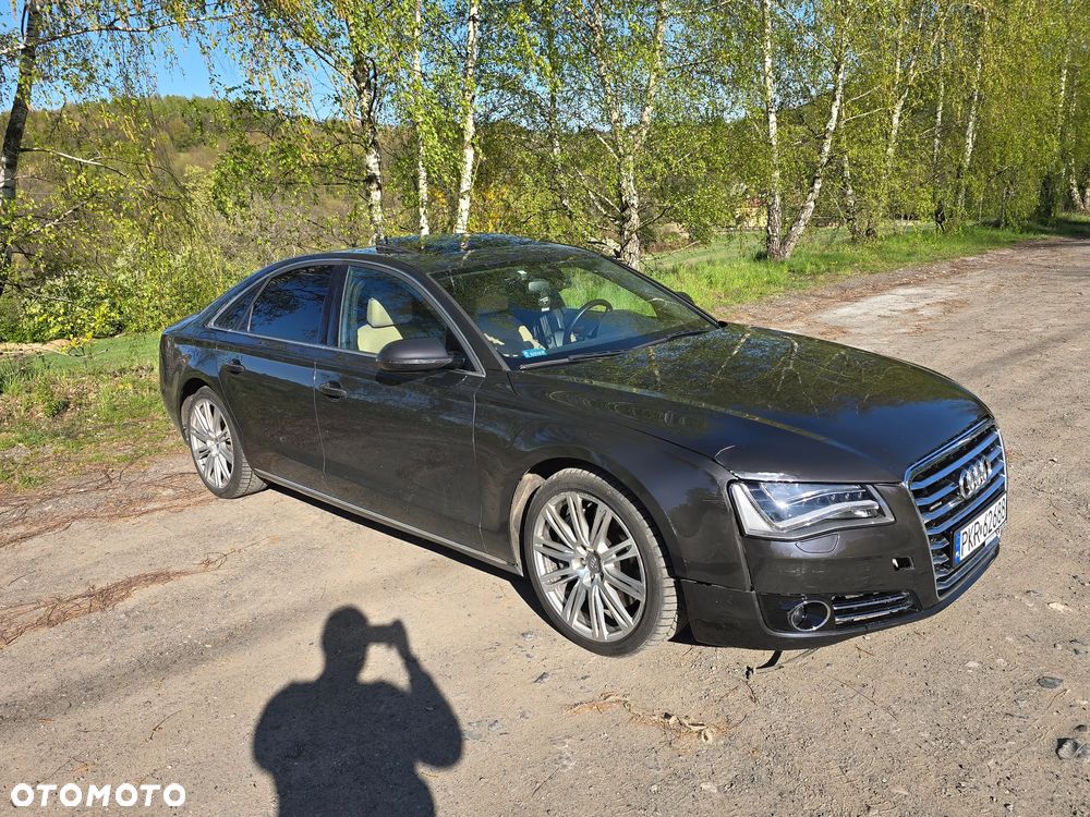 Audi A8 4.2 FSI Quattro - 2