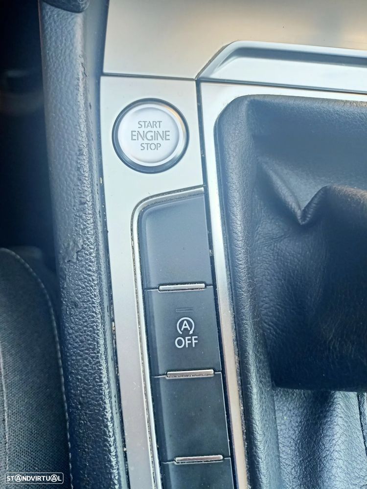 VW Passat 1.6 TDI Confortline - 31