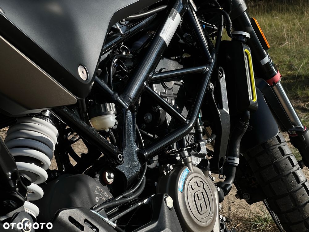 Husqvarna Svartpilen - 14