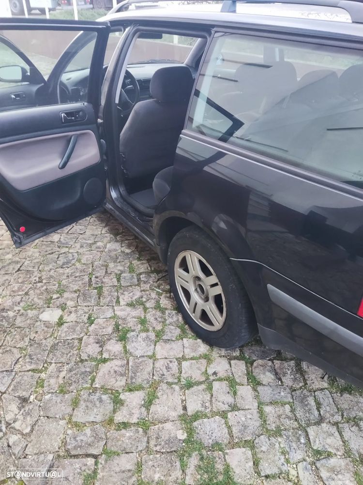 VW Passat Variant 1.9 TDi Confortline - 12