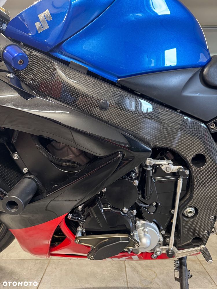 Suzuki GSX-R - 7