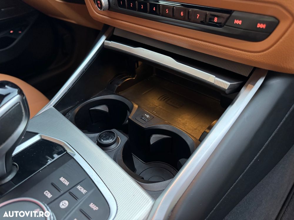 BMW Seria 3 330e Aut. M Sport - 15