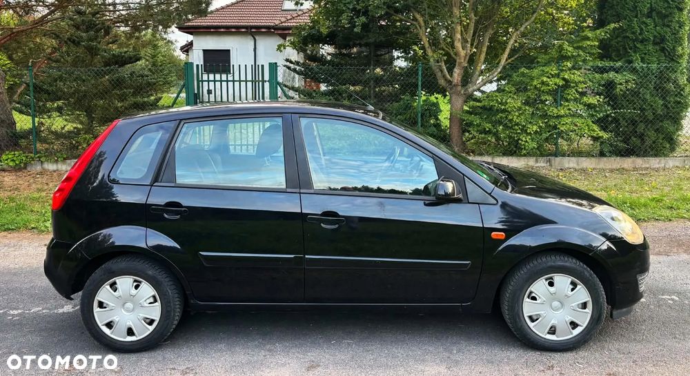 Ford Fiesta 1.3 Fun - 22