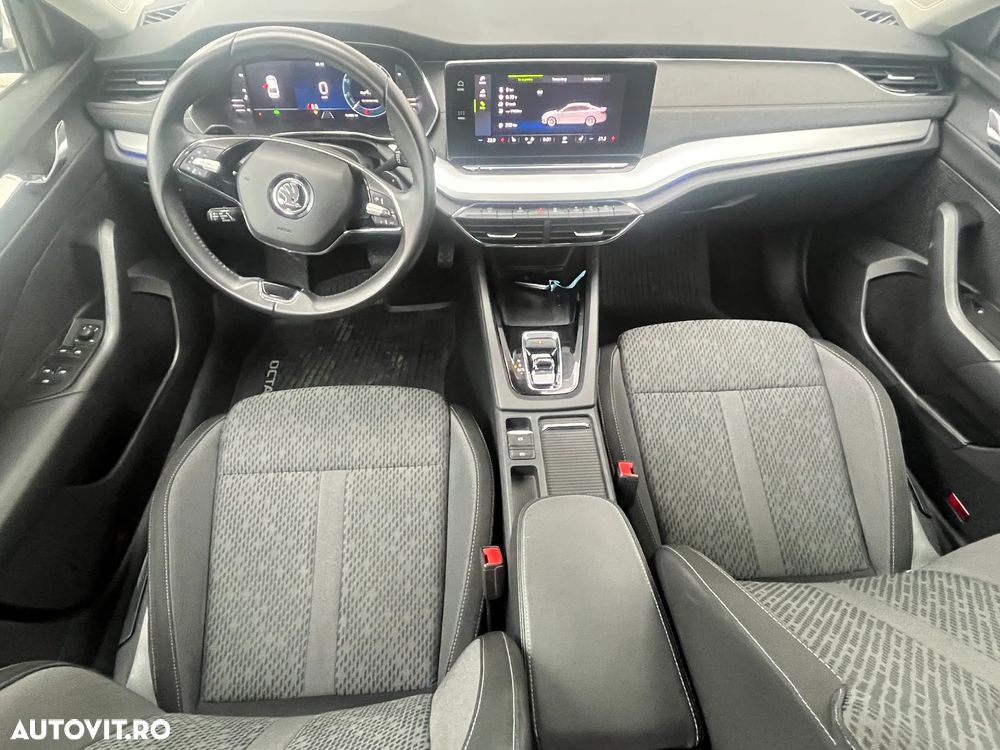 Skoda Octavia 2.0 TDI DSG Style - 8