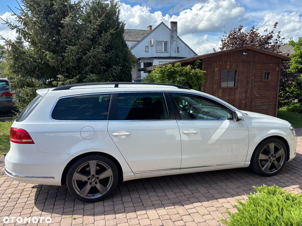 Volkswagen Passat Variant 2.0 TDI DPF Sportline - 5