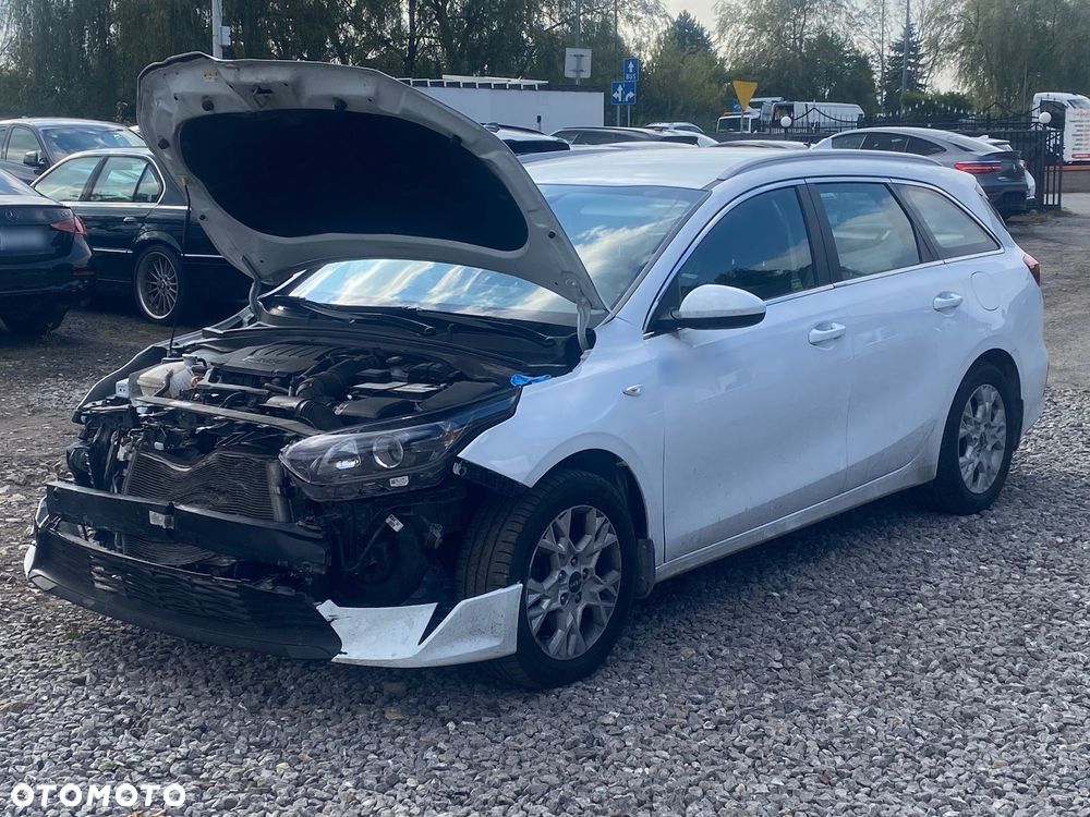 Kia Ceed 1.5 T-GDI M - 4