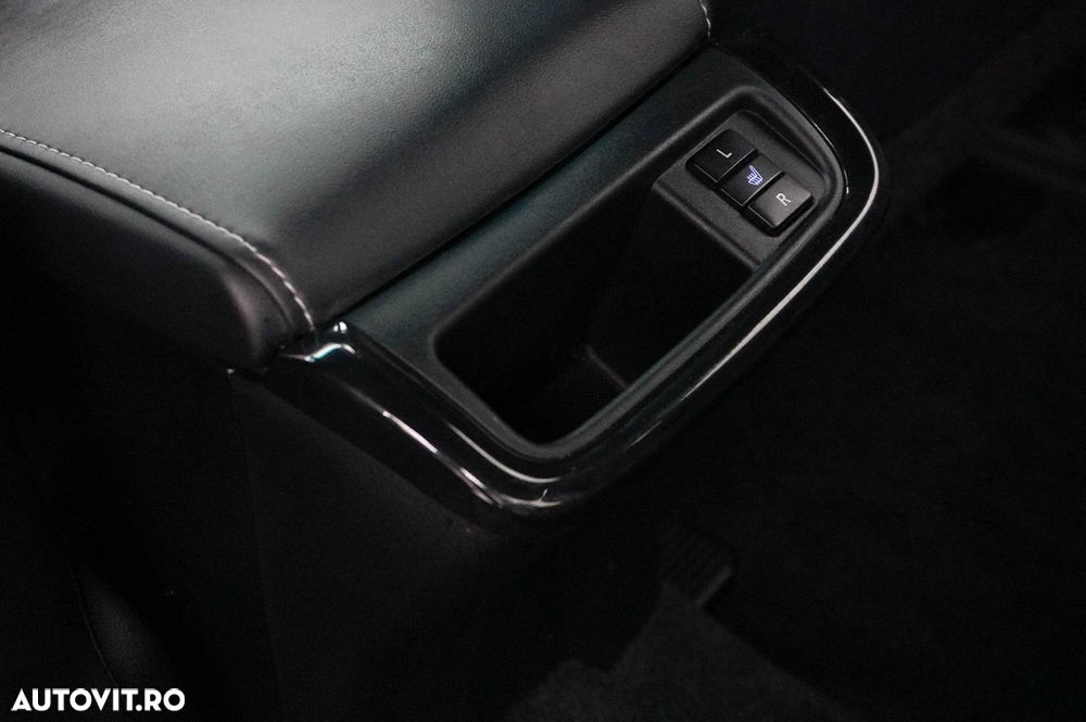 Toyota Hilux 4x4 Double Cab Autm. Invincible - 14