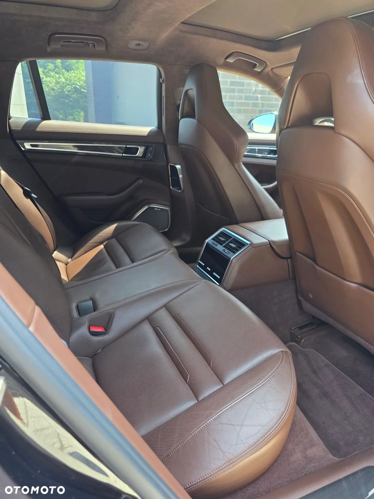 Porsche Panamera 4S E-Hybrid - 18