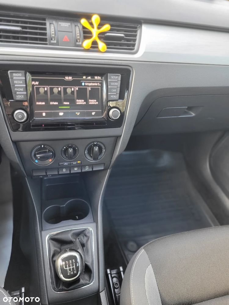 Skoda RAPID 1.2 TSI Ambition - 9