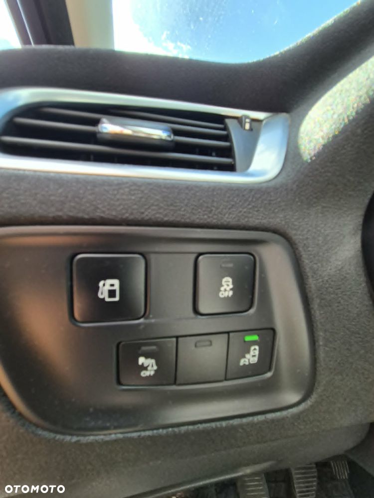 Citroën C4 1.6 BlueHDi Feel - 23