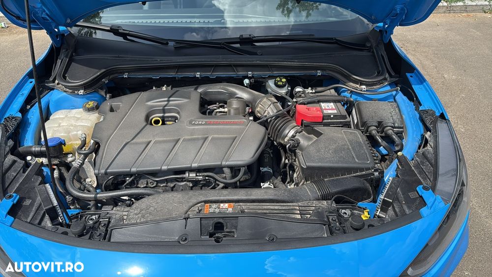 Ford Focus 2.3 Ecoboost 6MT ST X - 5
