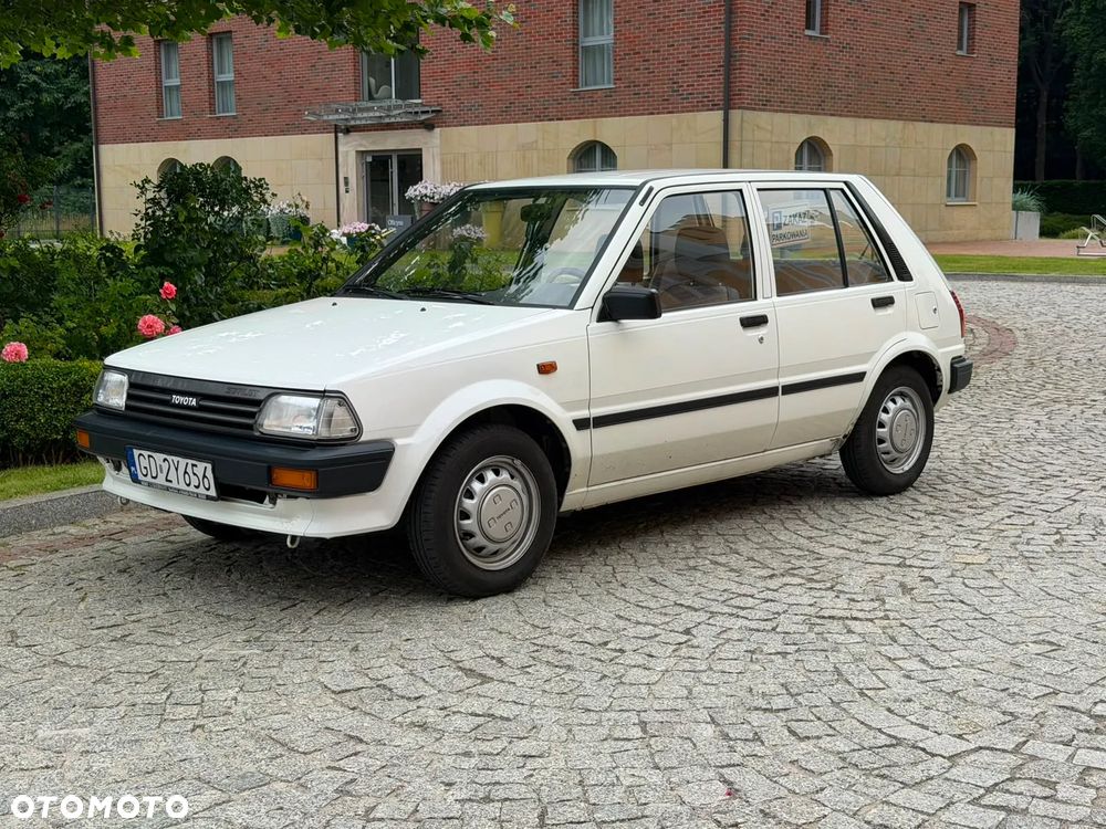 Toyota Starlet 1.0 XL - 4