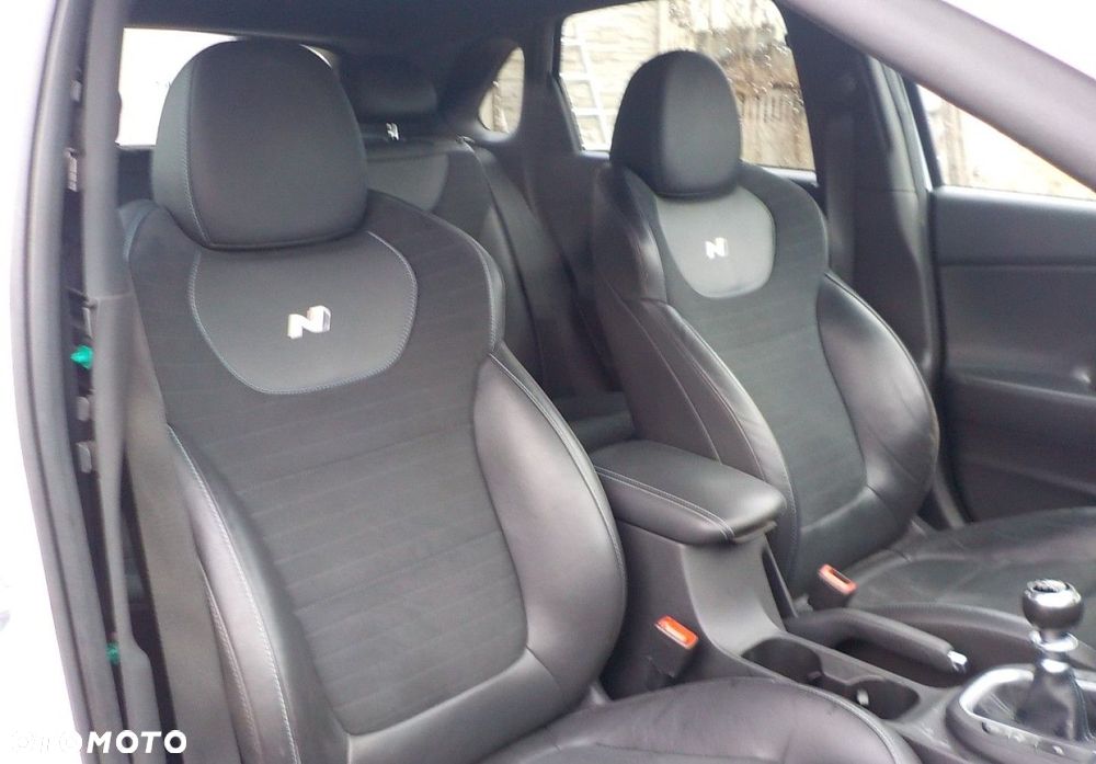 Hyundai i30 N - 26