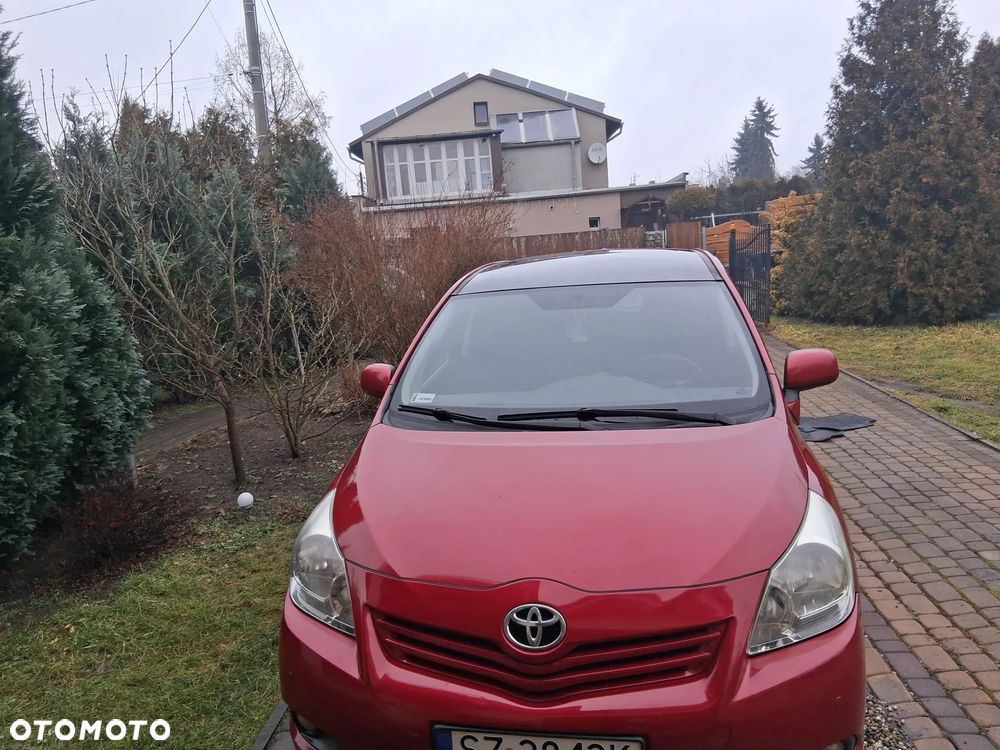 Toyota Verso 1.8 Premium - 10