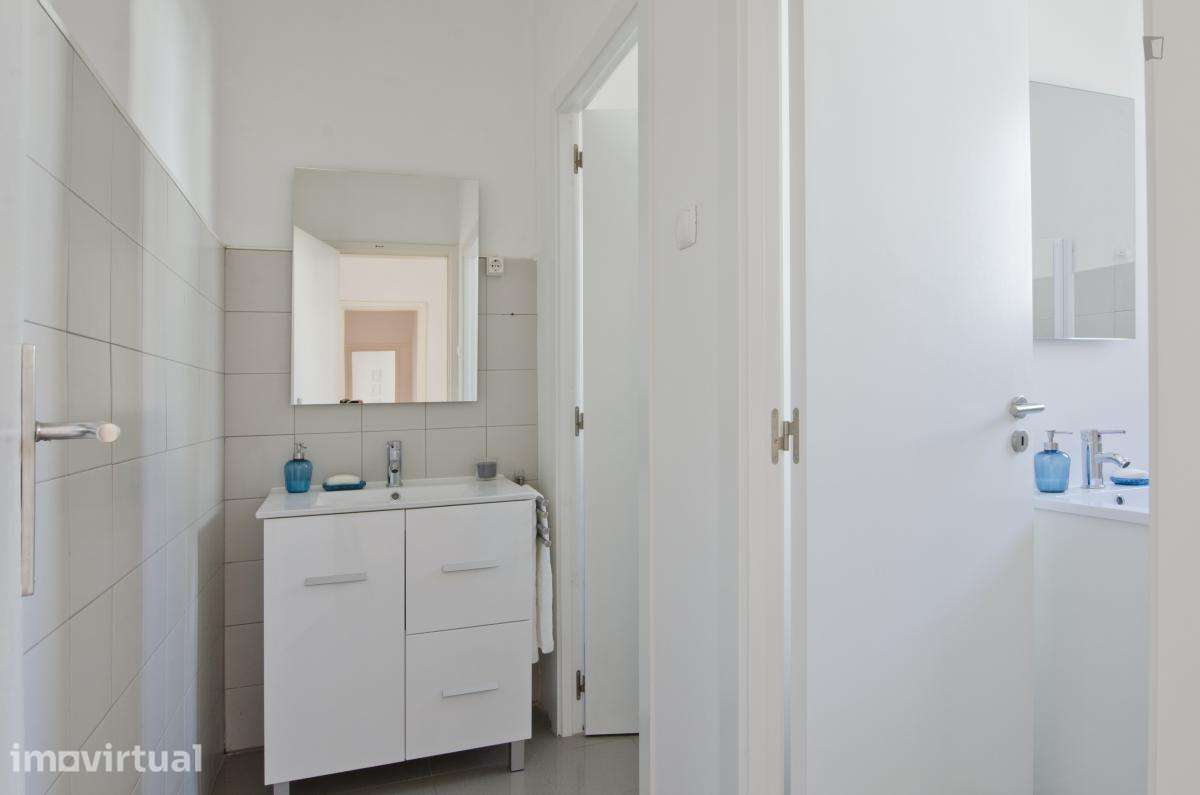 Quarto - localizado em Picoas Lisbon - Grande imagem: 3/22