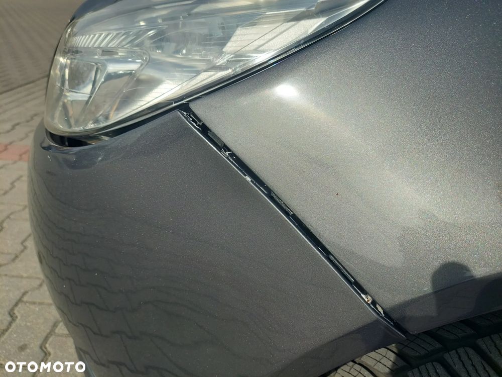 Opel Insignia - 21