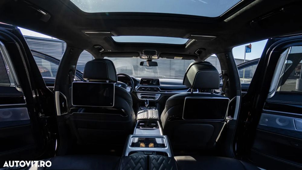 BMW Seria 7 750Li xDrive - 12