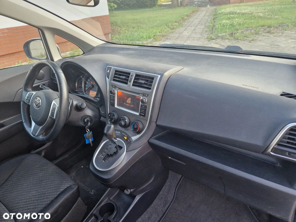 Toyota Verso S 1.33 Premium MS - 7