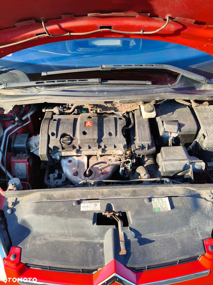 Citroën C4 1.6 16V by LOEB - 10