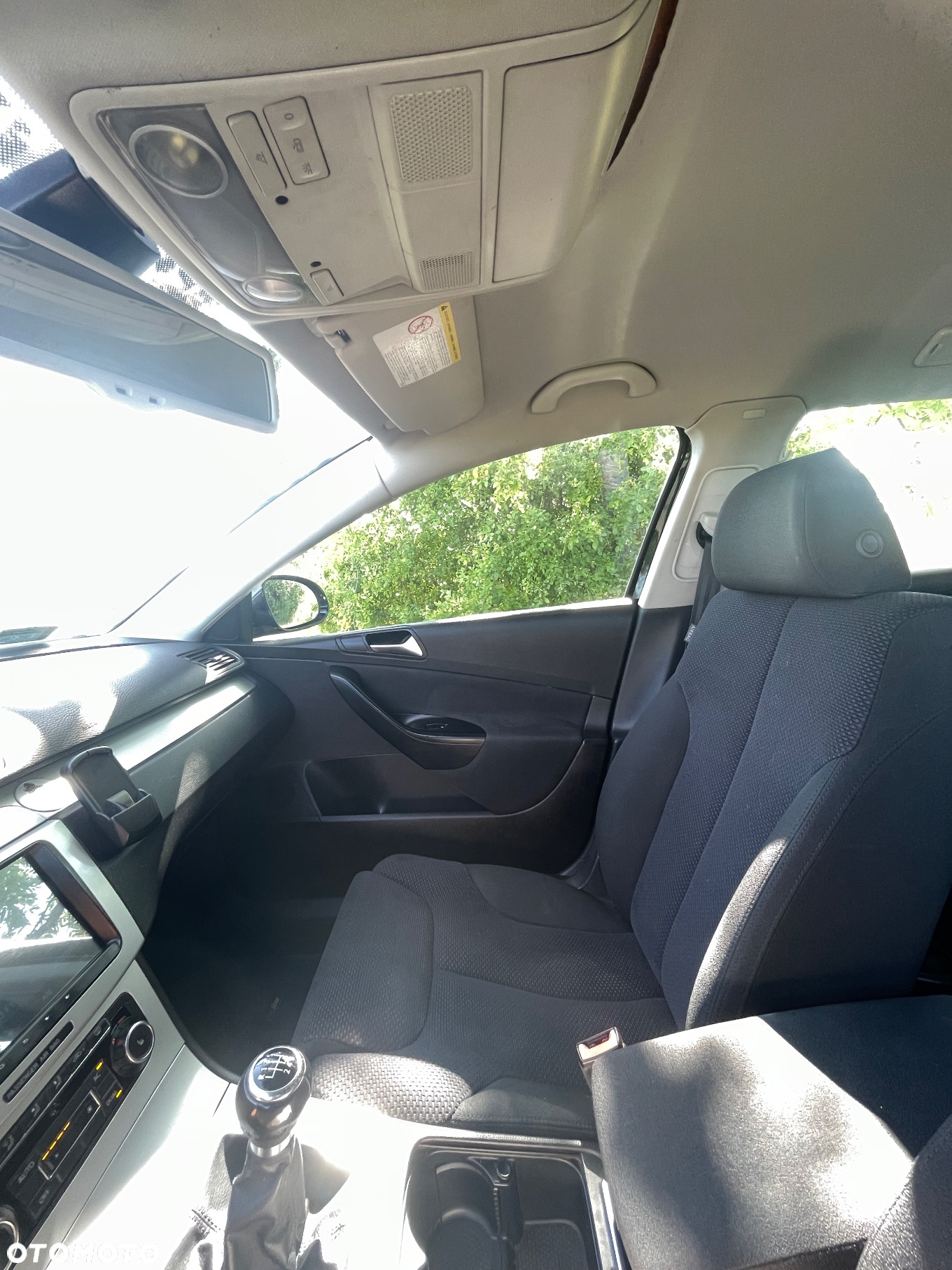 Volkswagen Passat 2.0 TDI Comfortline - 10