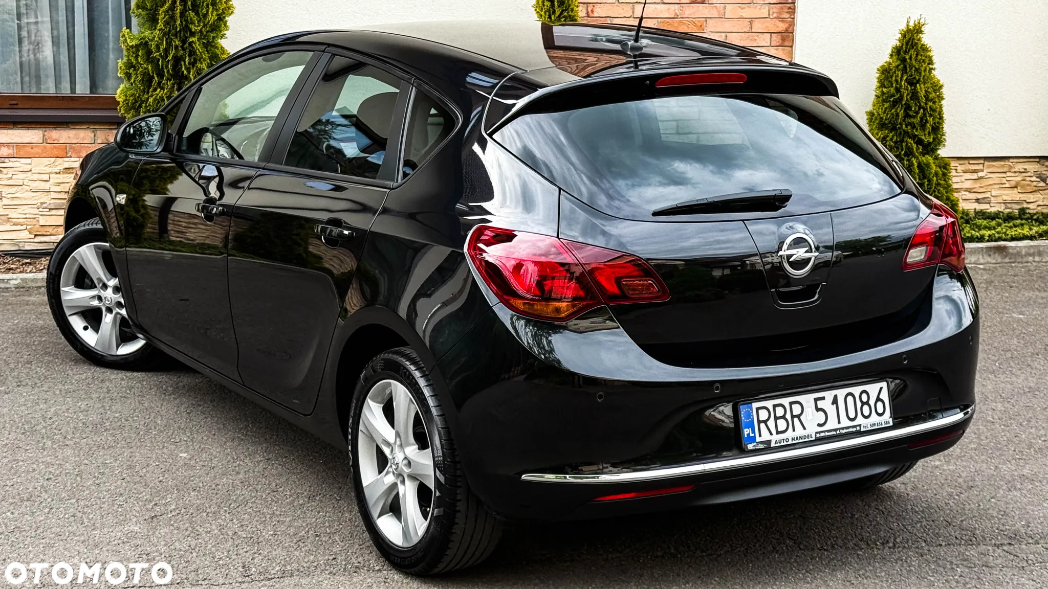 Opel Astra 1.4 Turbo Design Edition - 10