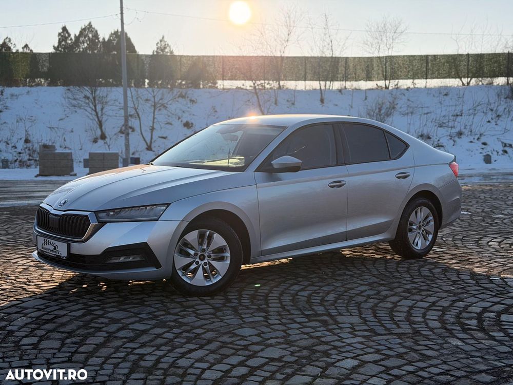 Skoda Octavia 2.0 TDI DSG Style - 2